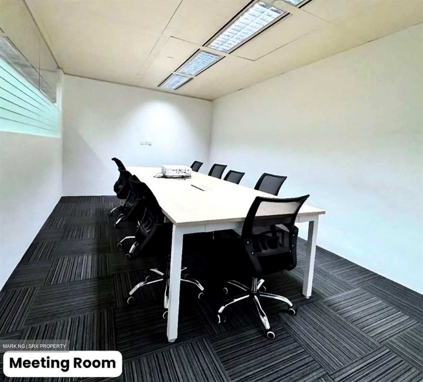 Odeon Towers (D7), Office #631592301